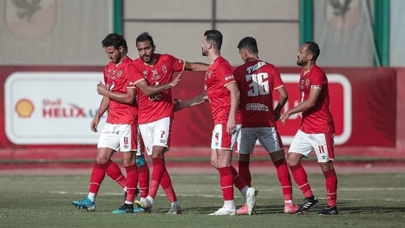 لاعبي الأهلي