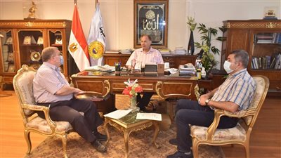 تخصيص 31 ألف متر مربع لإنشاء مجمع للصناعات الغذائية بأسيوط