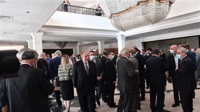 الكهربا قطعت.. تأخر انعقاد جلسة التصويت لمنح الثقة للحكومة اللبنانية