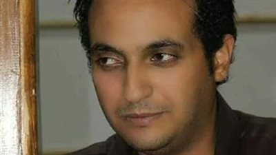 إسلام عباس يقدم ورشة المكياج والتنكر في المهرجان القومي للمسرح 