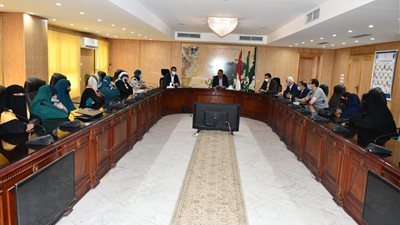 سداد ديون بعض الغارمات في احتفال بديوان الفيوم