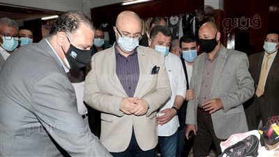 افتتاح معرض توزيع الزي المدرسي على الأسر الأولى بالرعاية ببني سويف