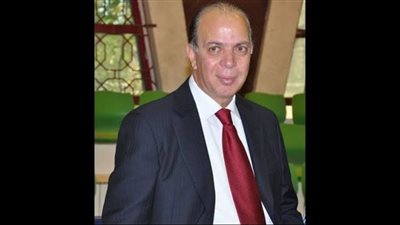 الطويلة: أحمد مجاهد عمل لي 