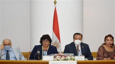 وزيرة الثقافة: صلاح عبد الصبور فتح بابا جديدا في مسيرة الشعر العربي