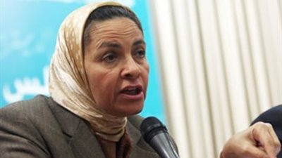 هل مصر دولة فقيرة الموارد، رد قوي من يمن الحماقي