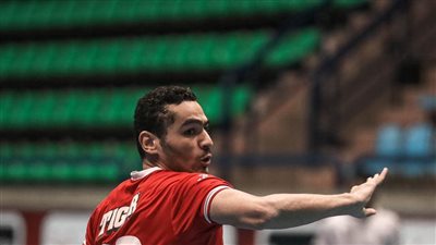 برنامج علاج طبيعي مكثف لكاستيلو نجم فريق اليد بالأهلي