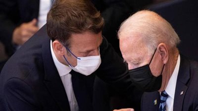 بعد أزمة صفقة الغواصات.. بايدن يتصل بماكرون لتهدئة المخاوف الفرنسية