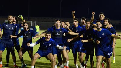 معسكر الزمالك المغلق ببرج العرب| فيديو 