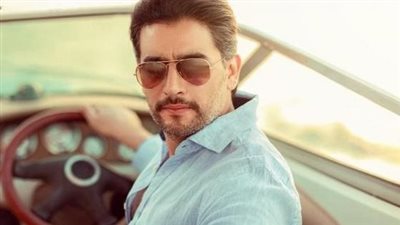 فيلمي لاقى إقبالًا أكثر من Titanic.. أبرز تصريحات هاني سلامة مع صاحبة السعادة