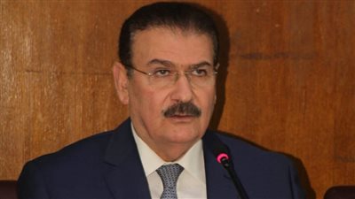 نقيب المهندسين يشارك في تشييع جنازة المشير طنطاوي 