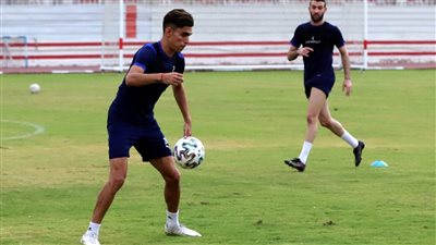 تدريبات فنية تحت إشراف كارتيرون في مران الزمالك 