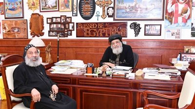 البابا تواضروس يناقش أوضاع قطاع وسط القاهرة
