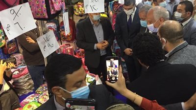 وزير التموين: سيارات تجوب المناطق الأكثر احتياجًا بالمحافظات لبيع مستلزمات المدارس