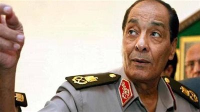 توافد كبار رجال الدولة على عزاء المشير طنطاوي بالتجمع 