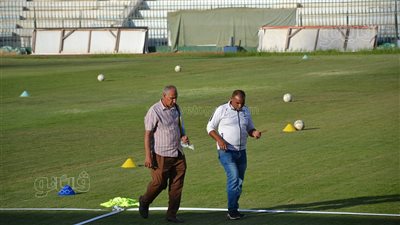 غزل المحلة يستعين بخبراء وزارة الزراعة لتطوير أرضية الاستاد | صور