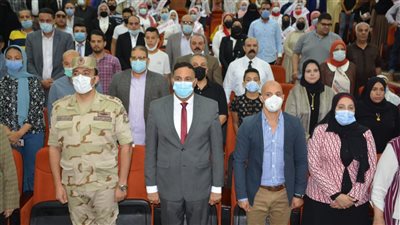 دقيقة حداد علي روح المشير طنطاوي بحفل تكريم بطل العالم في الكيك بوكسنج 