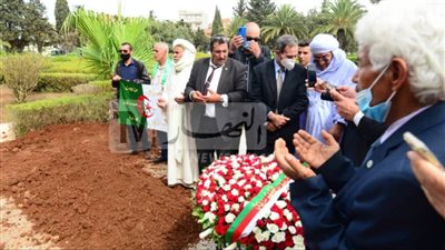 الجزائر تشيع جثمان رئيسها الأسبق عبدالقادر بن صالح| فيديو وصور 