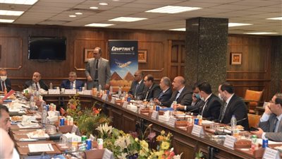 محمد منار يوجه بتطبيق مفهوم الجودة الشاملة بكل أنشطة مصر للطيران