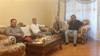 القصة الكاملة.. مواطن ألماني يلجأ لبيت العائلة المصرية في برلين لاستعادة سيارة السادات