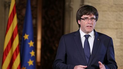 متهم بالتمرد وبث الفتنة.. الشرطة الإيطالية تعتقل مستشار الرئيس السابق للحكومة الكتالونية 