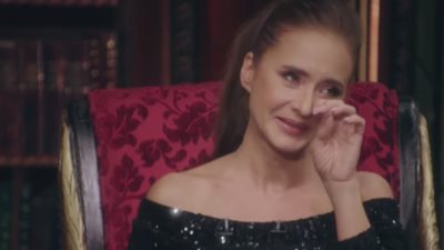 حاسة بالندم.. نيللي كريم تبكي على الهواء بسبب الرقص | فيديو