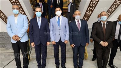 محافظ الغربية ورئيس جامعة طنطا يستقبلان وزير الشباب والرياضة