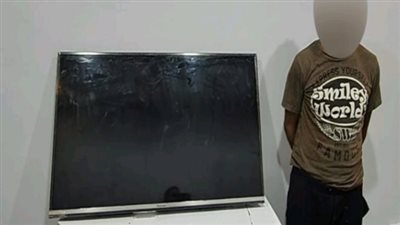 كهربائى يقتل مسنة لسرقة شاشة عرض وهاتف بالعمرانية 