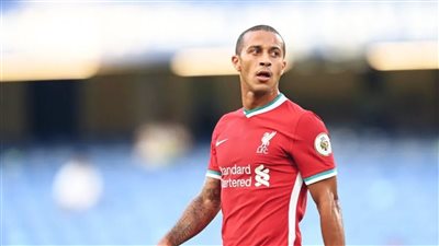 برشلونة يعلن رحيل ألكانتارا قبل انطلاق الموسم 