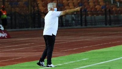 قبل مواجهة الليلة.. حلمي طولان يحذر لاعبي إنبي من انكسار الأهلي 