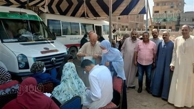 قافلة طبية بقريتي «الأنبوطين وبقلولة» بالغربية | صور
