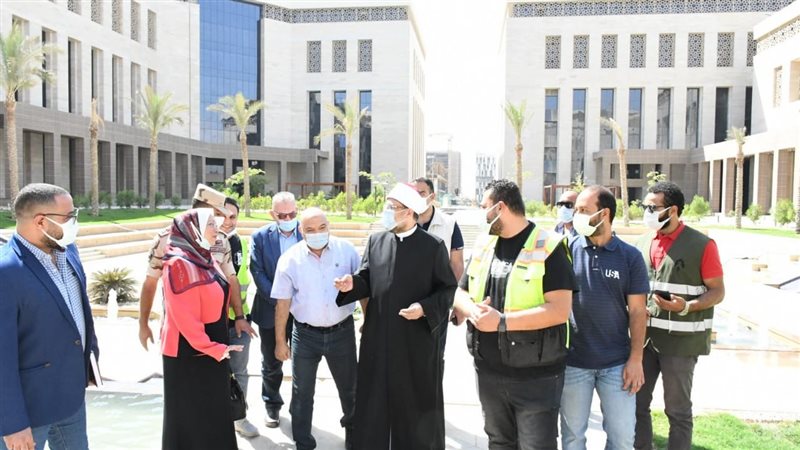 وزير الأوقاف الدكتور