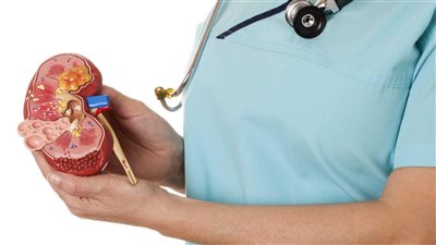 الصحة تحذر من خطورة إهمال مريض الكلى لشرب المياه في رمضان