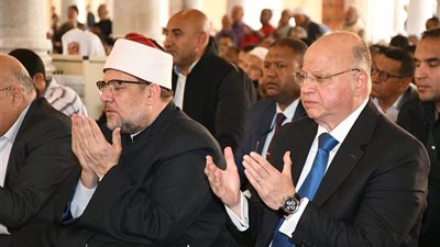 مختار جمعة يشكر الرئيس على الاهتمام بعمارة بيوت الله 