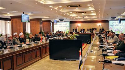 استعدادًا لشم النسيم وعيد الفطر المبارك بالجيزة.. راشد يوجه برفع درجة الاستعدادات القصوي ومراقبة الأسواق 