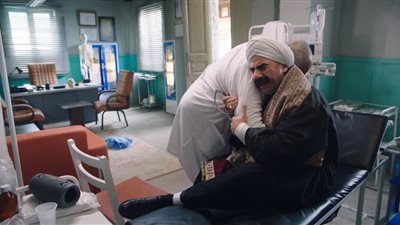 الكبير يواصل جلسات الطبيب النفسي والكبيرة تستعد لإتمام الزواج بالحلقة 24 (فيديو) 