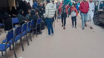 حزن وبكاء بين أهالى ضحايا العقار المنهار بمنطقة الورديان فى الإسكندرية 