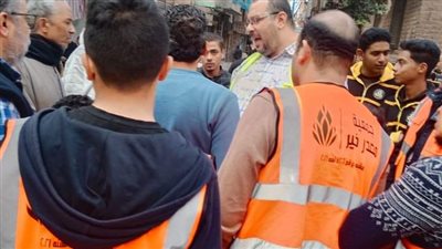 خروج حالتين من مصابى العقار المنهار بمنطقة الورديان غرب الإسكندرية 