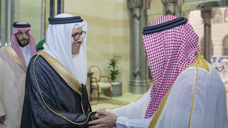 وصول وزير خارجية