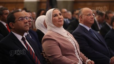 نقيب الصحفيين ووزيرة التضامن ومحافظ القاهرة في احتفالية الإنجيلية بعيد القيامة (صور)