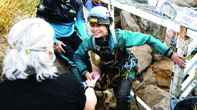 إسبانية تحقق أطول فترة يقضيها الإنسان في كهف