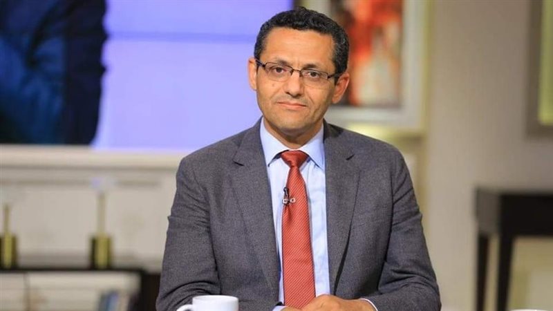 الكاتب الصحفي خالد