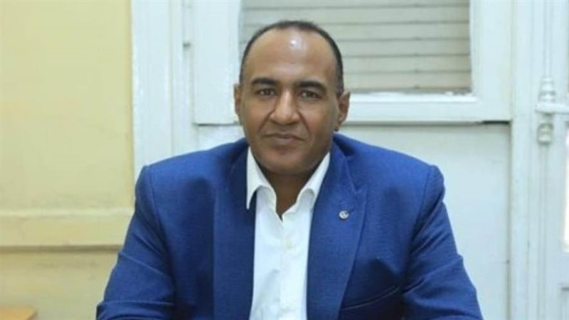 الدكتور أبو بكر القاضى