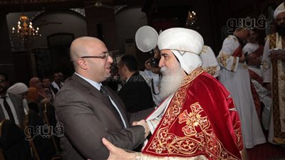 محافظ بني سويف يشهد قداس عيد القيامة المجيد بالكنيسة المطرانية (صور) 