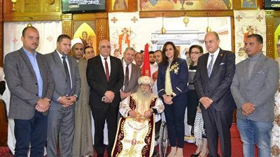 نائب محافظ البحيرة تشهد قداس عيد القيامة المجيد بمقر الكاتدرائية بدمنهور (صور)
