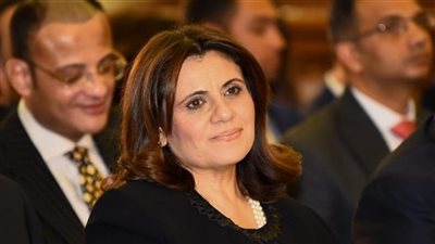 وزيرة الهجرة: 3 آلاف طالب مصري بالسودان سجلوا بياناتهم في استمارة الوزارة