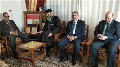 محافظ شمال سيناء يهنئ الإخوة الأقباط بعيد القيامة المجيد