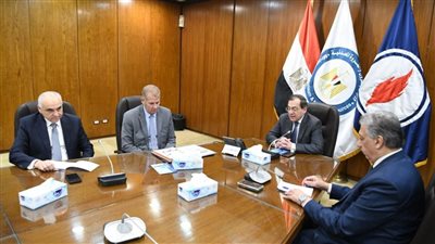 الملا يؤكد على دور الهيئة العامة للبترول التاريخي ويوجه بزيادة الإنتاج