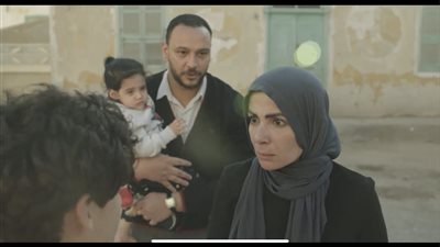 تحت الوصاية الحلقة 10، حنان تضرب ابنها وياسين يتمرد ويسافر للقاء عمه