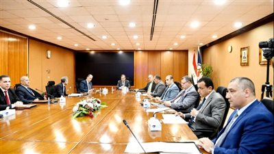  وزير البترول يعقد الاجتماع الدوري لتحسين كفاءة العمليات بين الشركات