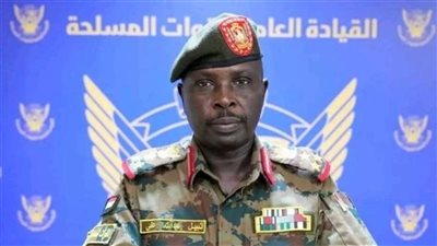 لحظة انشقاق المتحدث باسم قوات الدعم السريع وعودته للجيش السوداني (فيديو)